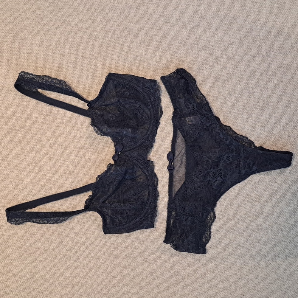 CHARADE | Navy Lace Lingerie Set